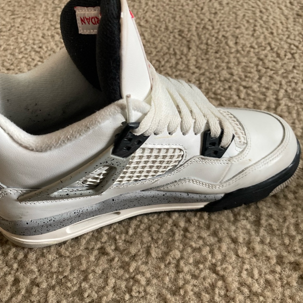 Jordan 4s - Picture 8 of 13
